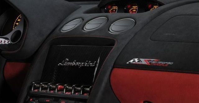 2012 Lamborghini Gallardo LP 570-4 Super Trofeo Stradale Coupe  第4張相片