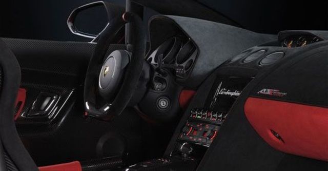 2012 Lamborghini Gallardo LP 570-4 Super Trofeo Stradale Coupe  第10張相片