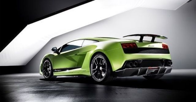 2012 Lamborghini Gallardo LP 570-4 Superleggera Coupe  第9張相片