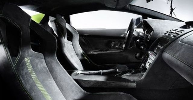 2011 Lamborghini Gallardo LP 570-4 Superleggera Coupe  第10張相片