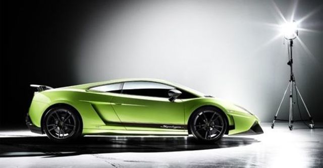 2010 Lamborghini Gallardo LP570-4 Superleggera  第7張相片