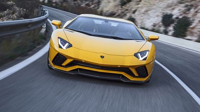 2020 Lamborghini Aventador S Coupe V12  第6張相片