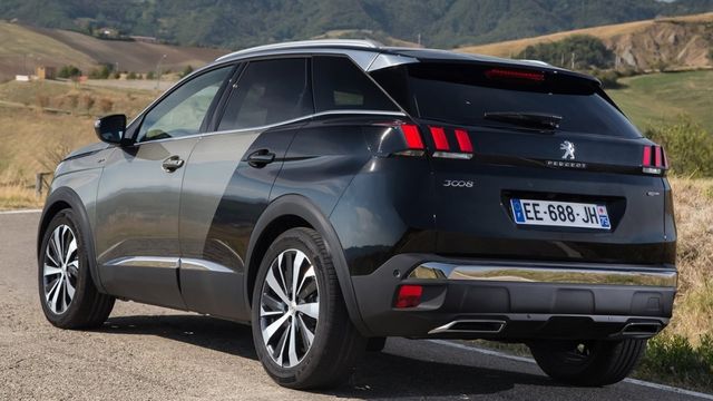 2020 Peugeot 3008 SUV GT  第2張相片
