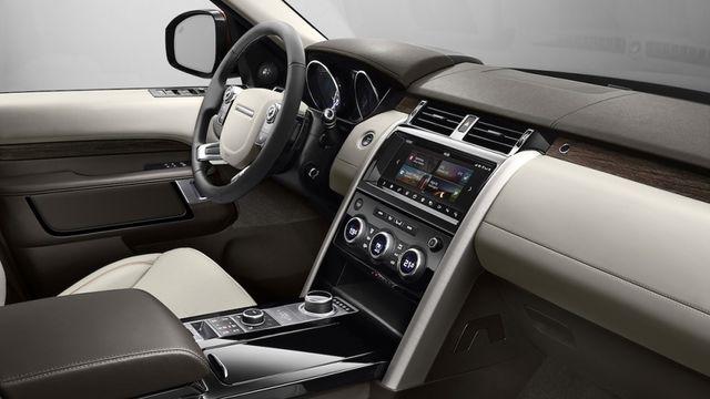 2020 Land Rover Discovery P300 SE  第10張相片