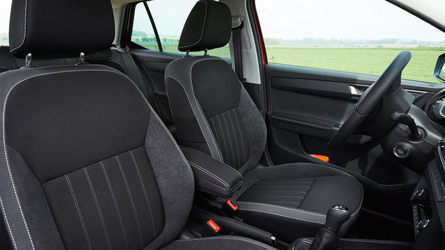 2020 Skoda Fabia Combi 1.0 TSI  第6張相片
