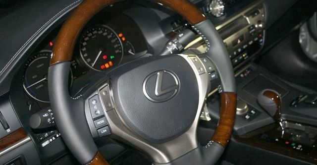 2015 Lexus ES 250頂級版  第5張相片