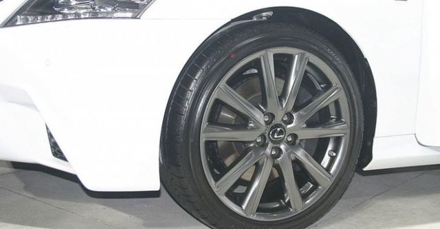2015 Lexus GS 300h F Sport版  第2張相片