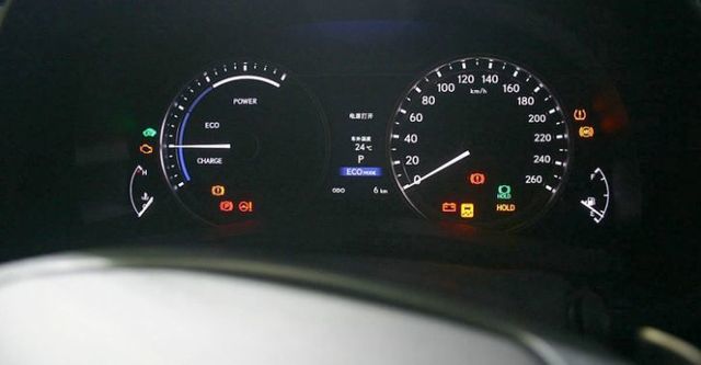 2015 Lexus GS 300h F Sport版  第8張相片