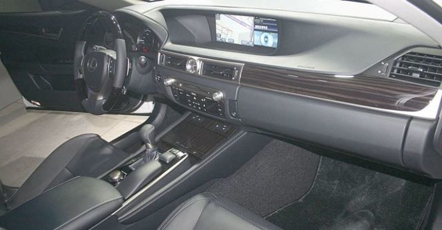2015 Lexus GS 300h頂級版  第4張相片