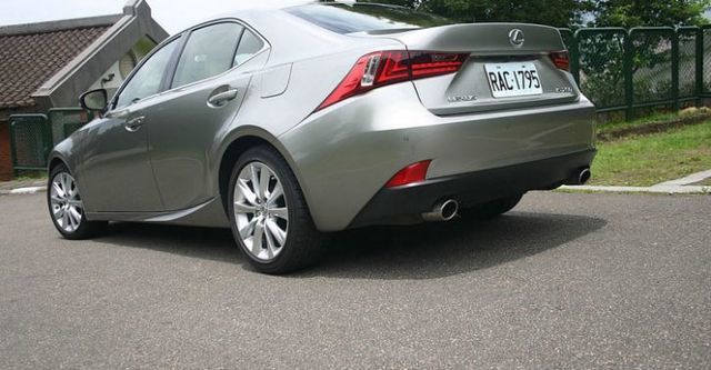 2015 Lexus IS 250頂級Navi版  第2張相片