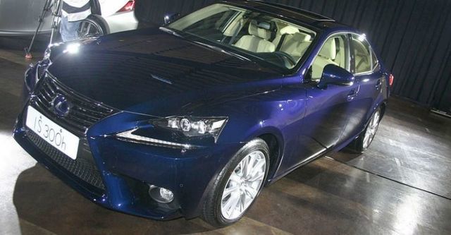 2015 Lexus IS 300h頂級版  第1張相片