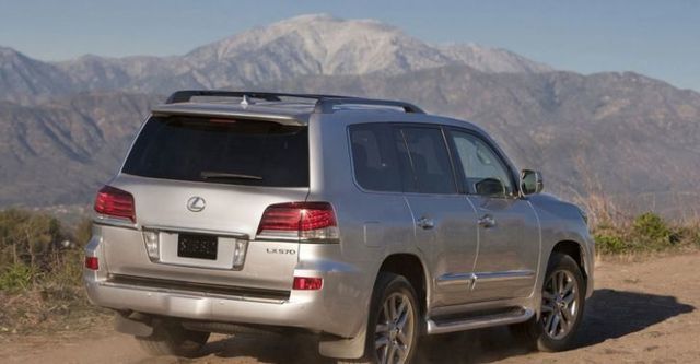 2015 Lexus LX 570車頂置物架版  第4張相片