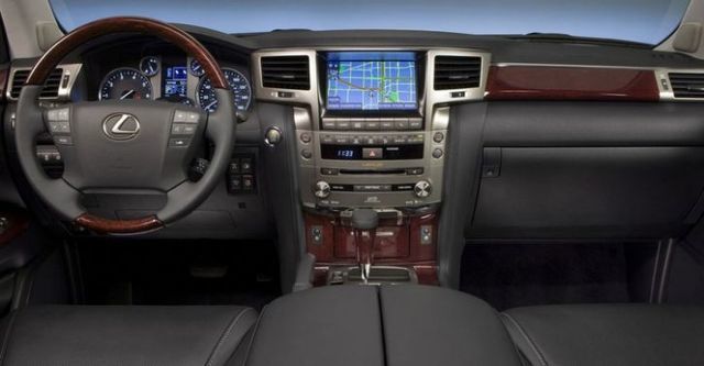 2015 Lexus LX 570車頂置物架版  第7張相片