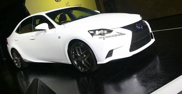 2014 Lexus IS 300h F Sport版  第1張相片