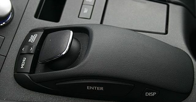 2013 Lexus CT 200h F-Sport頂級版  第9張相片