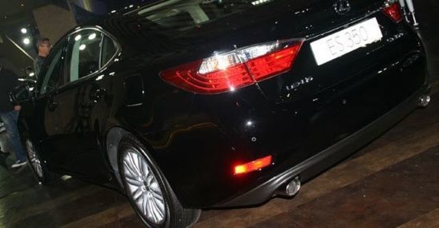 2013 Lexus ES 350旗艦版  第13張相片