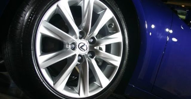 2013 Lexus IS 300h豪華版  第9張相片