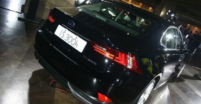 2013 Lexus IS 300h頂級Navi版  第3張相片