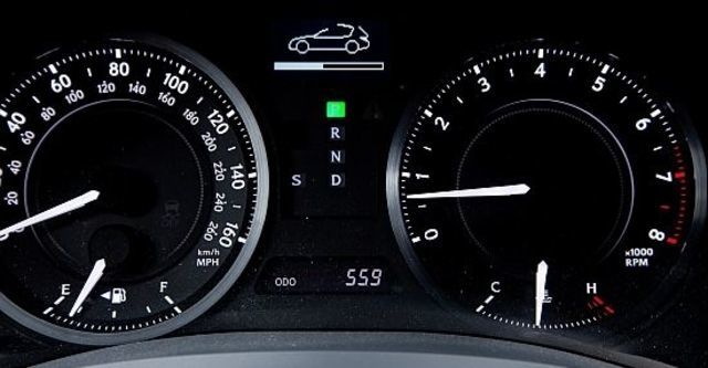 2013 Lexus ISC 250 勁馳Sporty版  第9張相片