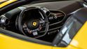 2020 Ferrari F8 Spider V8  第8張縮圖