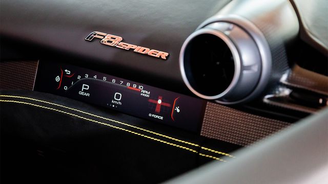 2020 Ferrari F8 Spider V8  第9張相片