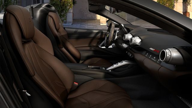 2020 Ferrari 812 GTS V12  第8張相片