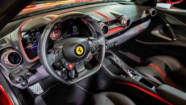 2020 Ferrari 812 GTS V12  第9張相片