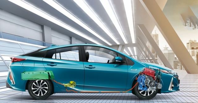 2017 Toyota Prius PHV 1.8  第5張相片