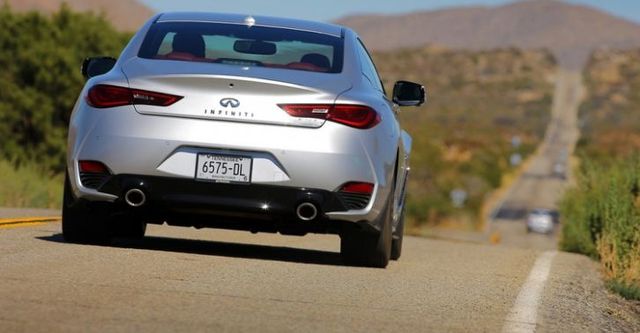 2017 Infiniti Q60 2.0t旗艦款  第5張相片