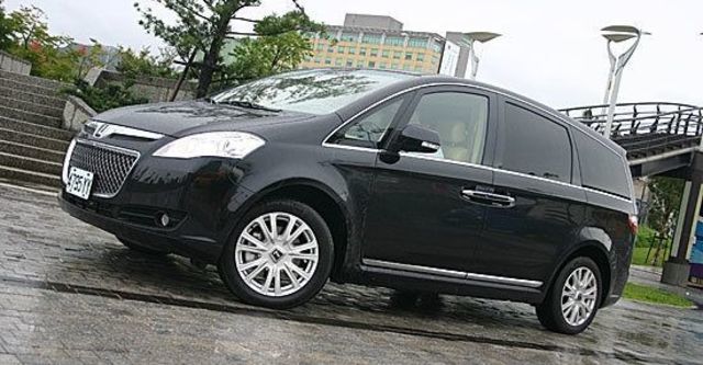 2011 Luxgen 7 CEO 2.2  第2張相片