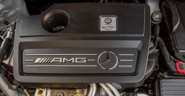 2015 M-Benz A-Class A45 AMG 4MATIC  第10張相片