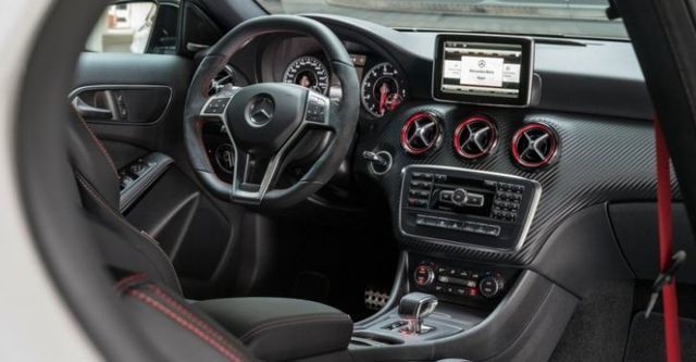 2014 M-Benz A-Class A45 AMG 4MATIC  第7張相片