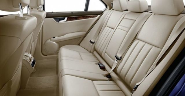 2014 M-Benz C-Class Sedan C220 CDI  BlueEFFICIENCY Classic標準版  第10張相片