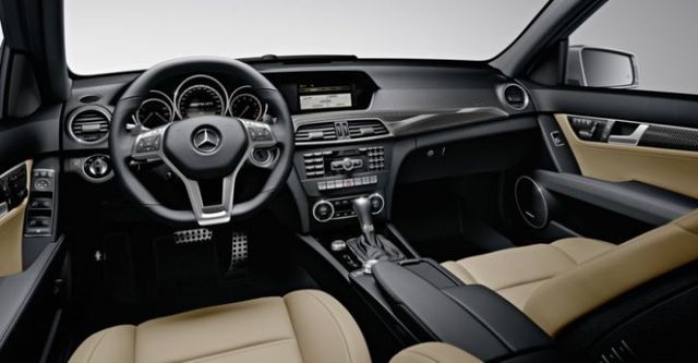 2014 M-Benz C-Class Sedan C63 AMG  第6張相片