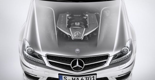 2014 M-Benz C-Class Sedan C63 AMG  第10張相片