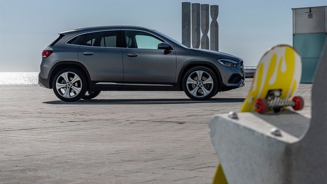 2020 M-Benz GLA 200  第3張相片