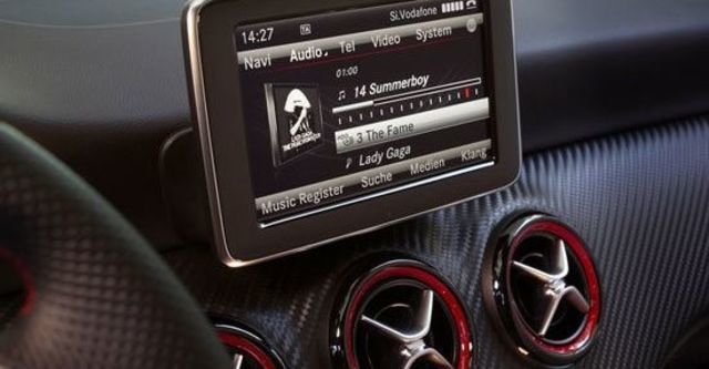 2013 M-Benz A-Class A250 Sport  第10張相片