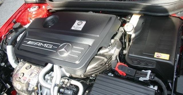 2013 M-Benz A-Class A45 AMG 4MATIC  第6張相片