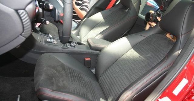 2013 M-Benz A-Class A45 AMG 4MATIC  第10張相片
