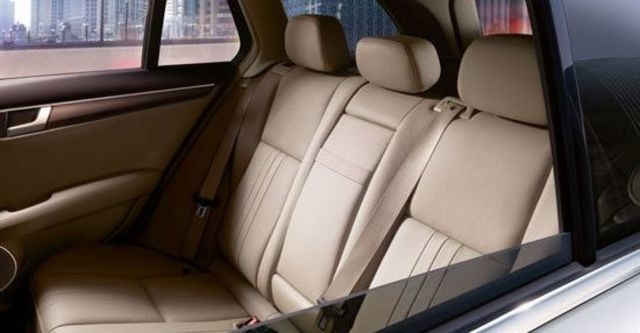 2013 M-Benz C-Class Estate C200 BlueEFFICIENCY Classic  第9張相片