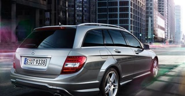 2013 M-Benz C-Class Estate C300 Avantgarde  第3張相片