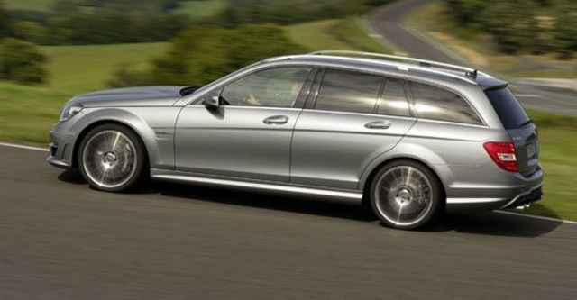 2013 M-Benz C-Class Estate C63 AMG  第7張相片