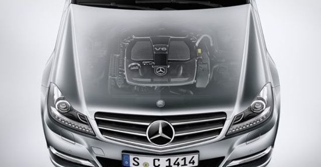 2013 M-Benz C-Class Sedan C300 BlueEFFICIENCY Avantgarde  第7張相片