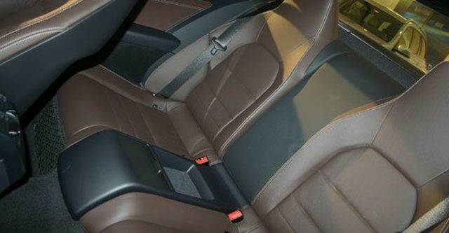 2013 M-Benz E-Class Coupe(NEW) E400  第9張相片