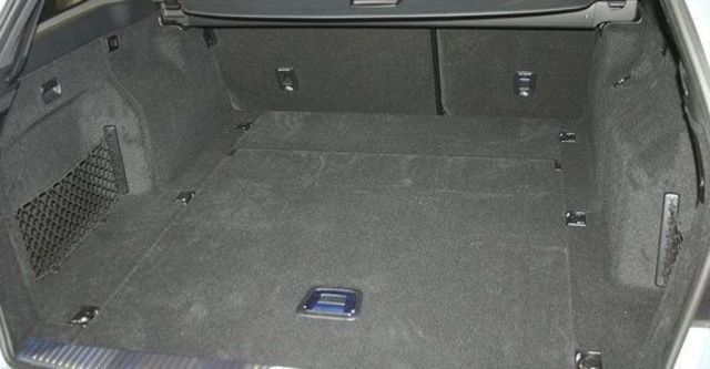 2013 M-Benz E-Class Estate(NEW) E200 Avantgarde  第8張相片