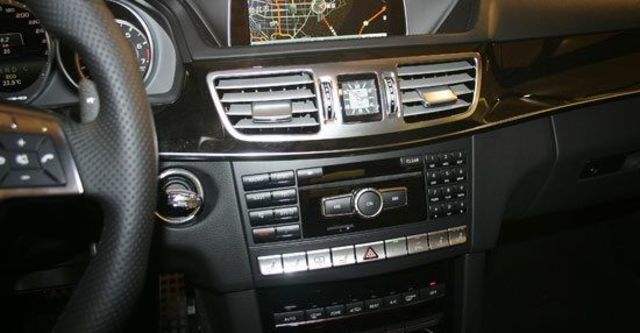2013 M-Benz E-Class Sedan(NEW) E200 Classic  第11張相片