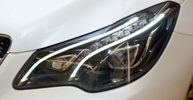 2013 M-Benz E-Class Sedan(NEW) E250 Elegance  第9張相片