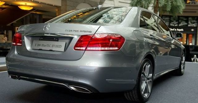 2013 M-Benz E-Class Sedan(NEW) E300 BlueTEC Hybrid Avantgarde  第3張相片