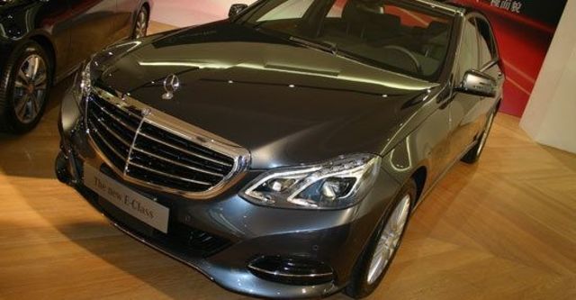 2013 M-Benz E-Class Sedan(NEW) E400 Elegance  第1張相片