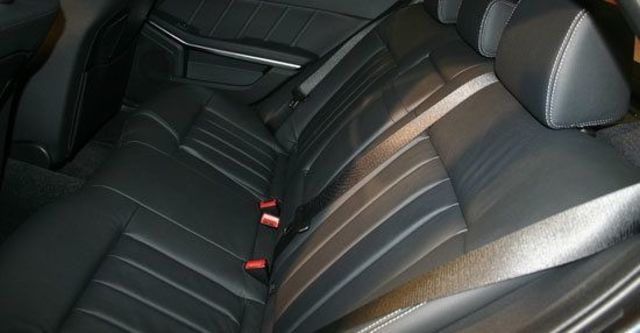 2013 M-Benz E-Class Sedan(NEW) E400 Elegance  第7張相片